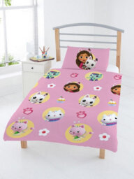 Gabby’s Dollhouse Gabbys Dollhouse Friends Pink Junior Duvet  And Pillowcase Set - thumbnail 1