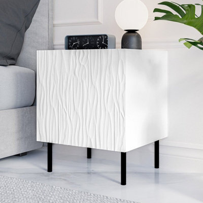 Jungle Set Of 2 Bedside Tables Modern Nightstands For Bedroom Durable Laminated Board Compact And Stylish Storage White Black - image 1