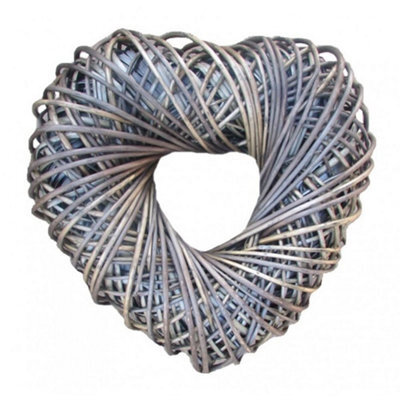 Red Hamper H090 Wicker Large Heart Shaped Wreath - image 1