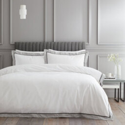 Bianca Mayfair 200 Thread Count Cotton Duvet Cover Set With Pillowcases White / Silver Grey
