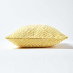 Homescapes Cotton Yellow Halden Chevron Cushion Cover, 60 X 60 Cm - thumbnail 2
