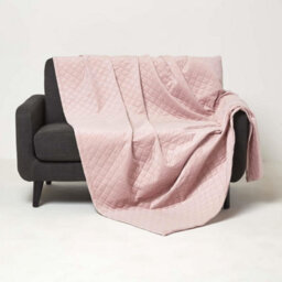 Homescapes Diamond Quilted Pink Velvet Throw - thumbnail 3