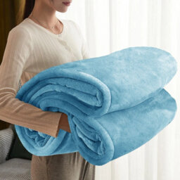 Ameha Fleece Plain Blanket, Lightweight & Reversible Throw For Travel, Bed & Sofa Blanket, Light Blue Super King 230X270Cm - thumbnail 6
