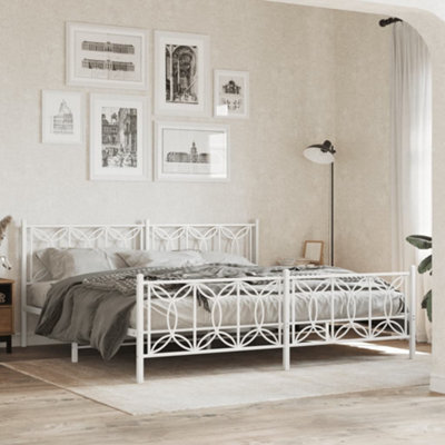 Berkfield Metal Bed Frame Without Mattress With Footboard White 193X203Cm - image 1