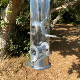 Selections Heavy Duty Aluminium Bird Seed Feeders With 4 Feeding Ports (Set Of 4) - thumbnail 4