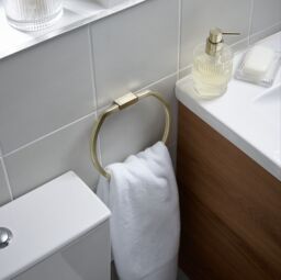 GoodHome Cavalla Transparent Ribbed Effect Glass Freestanding Soap Dispenser - thumbnail 6