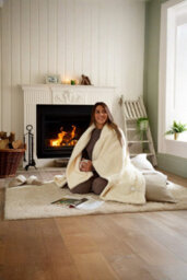 Deyongs Sandringham Cream Faux Fur Heated Throw 130X170Cm Luxurious Electric Ultra-Soft Blanket 10 Temperature Settings
