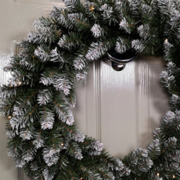 Samuel Alexander 60Cm Snow Tipped Christmas Wreath With 50 Warm White Leds And 160 Bullet Tips - thumbnail 4