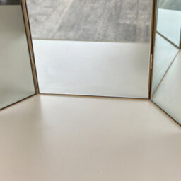 Melody Maison Large Gold Dressing Table Triple Mirror - 70Cm X 60Cm - thumbnail 6