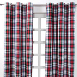 Homescapes Macduff Tartan Check Ready Made Eyelet Curtain Pair, 117 X 137 Cm Drop - thumbnail 1