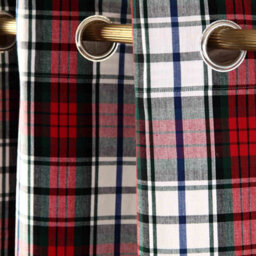 Homescapes Macduff Tartan Check Ready Made Eyelet Curtain Pair, 117 X 137 Cm Drop - thumbnail 4