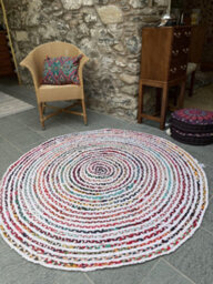Second Nature Online Carnival Round Bedroom Rug Ethical Source With Recycled Fabric / 150 Cm Diameter - thumbnail 6