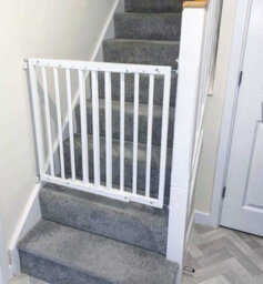 Safetots Top Of The Stairs Screw Fitted Stair Gate, White Wooden, 63.5Cm - 105.5Cm, Wood Baby Gate, Stylish Safety Gate - thumbnail 9