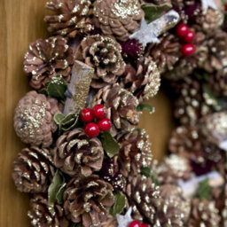 GreenBrokers Premium Quality Christmas Hanging Wreath 38Cm- Festive Pine Cone Display With Gold Frosting - thumbnail 4