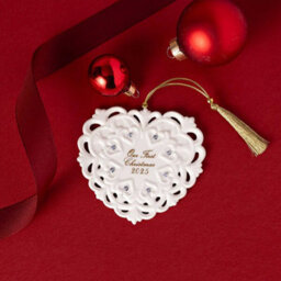 Villeroy & Boch Christmas Classics Heart Ornament 2025 - thumbnail 3