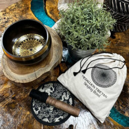 Hand Beaten & Engraved Singing Bowl Gift Set 14Cm Round Medallions Gol - thumbnail 2