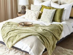 Beliani Blanket Namdu 125 X 150 Cm Olive Green - thumbnail 2