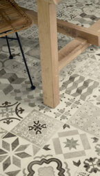 Almeria Black Victorian Vinyl By Remland (5M X 4M) - thumbnail 2