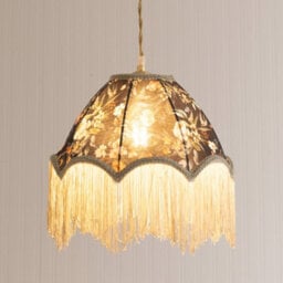 Valuelights Peony Scalloped Floral Fabric Classic Lamp Shade With Cream Tassels And Bulb (D)30Cm - thumbnail 2