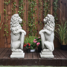 Pair Of Large Garden Gateway Lion Statues With Shields - thumbnail 8