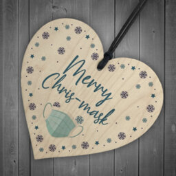 Red Ocean Funny Christmas Tree Decoration Wood Heart Lockdown Quarantine Gift Keepsake - thumbnail 6