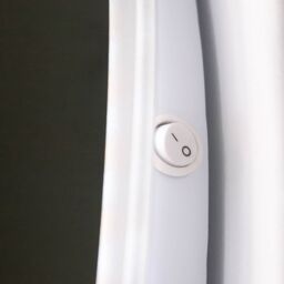 Sensio Como Mirror Round Wall-Mounted Bathroom & Wc Illuminated Modern Illuminated Mirror (H)60Cm (W)60Cm - thumbnail 4