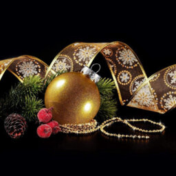 Accessotech Gold Christmas Tree Bauble And Star Decoration Set Of 24 Shatterproof Hanging Ornaments - thumbnail 3