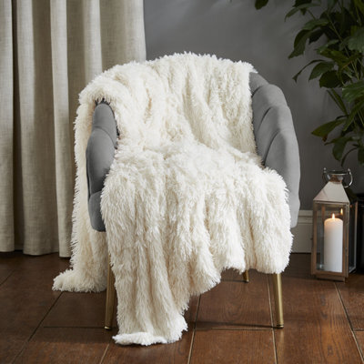Catherine Lansfield Extra Large Cuddly Deep Pile Faux Fur Family Size Large Blanket Throw Cream - image 1