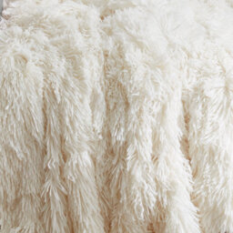 Catherine Lansfield Extra Large Cuddly Deep Pile Faux Fur Family Size Large Blanket Throw Cream - thumbnail 2
