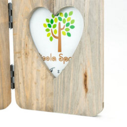 "Nicola Spring Rustic Hearts Folding 2 Photo Frame - 4 X 6"" - Natural" - thumbnail 4