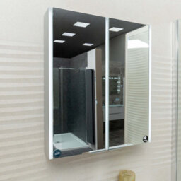Plum&clay Leani Led Illuminated Double Mirrored Wall Cabinet (H)700mm (W)600mm - thumbnail 2