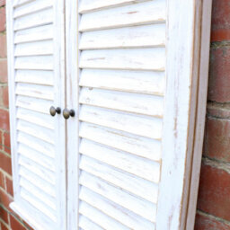 Melody Maison Distressed Ivory Shutter Style Garden Wall Mounted Mirror 60Cm X 70Cm - thumbnail 6