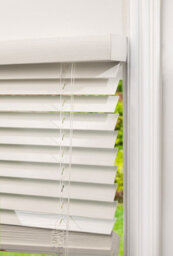 Lister Cartwright 50mm Woodgrain Fauxwood Venetian Blinds Windows Easy Fit Child Safety (White, 105 Cm Width X 120 Cm Drop) - thumbnail 5