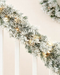 Werchristmas Pre-Lit Snow-Flocked Spruce Artificial Christmas Garland 9 Ft, 20 Warm White Leds - thumbnail 2