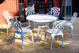Sh&g Chirk 6 Seat Dining Table Set - 7 Piece Round Table & Chairs - White Aluminium With Cream Cushions - Outdoor - thumbnail 3