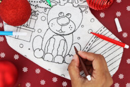 Christmas Colour-Your-Own Stocking (36Cm X 15Cm) - thumbnail 3