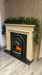 Outdoor Living (NW) Ltd 270Cm Premium Mixed Branch Pre-Lit Green Christmas Garland - With Timer - thumbnail 4