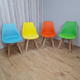 Kosy Koala Wooden Rectangle Dining Table Set With 4 Mix Plastic Chairs - Dining Room Furniture - thumbnail 4