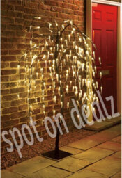 Spot On Dealz 5 Ft Weeping Willow Tree Outdoor Christmas Decorations 240 Led Tree Lights With Metal Flat Base For Xmas Warm White - thumbnail 4