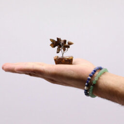 Serenityy Mini Tiger Eye Gemstone Tree On Orgonite Base - 15 Stones - 5 Cm Decorative Crystal Tree - thumbnail 5