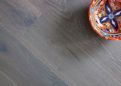 Signature Collection French Oak 14/3 X 190 X 1900 Brushed Grey And Uv Oiled - image 1