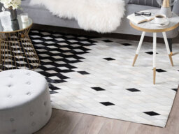 Beliani Rug Maldan Black 140 X 200 Cm Leather - thumbnail 2