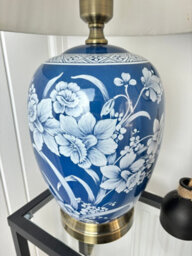 Downton Interiors Blue Oriental Ceramic Table Lamp With Pleated Shade - thumbnail 2