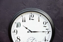 Primrose Large Black Outdoor Garden Wall Clock 57Cm Perfect Time Radio Controlled - thumbnail 7