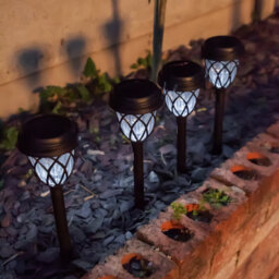 Gardenwize Pack Of 4 Solar Powered Pathway Stake Lights Eco Friendly No Running Costs Decorative Garden Lights - thumbnail 2