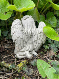 Burgess Divine Angel Stone Garden Statue Reconstituted Outdoor Sculpture Ornament - thumbnail 4