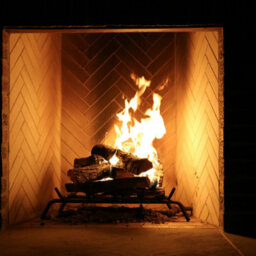Let'S Braai Kiln Dried Eucalyptus Hardwood Ready To Burn Firewood Logs 30Kg. Fireplace, Log Burner, Wood Stove, Fire Pits, Pizza Oven - thumbnail 3