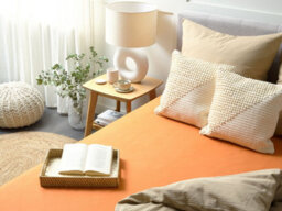 Beliani Fitted Sheet Janbu Cotton 200 X 200 Cm Orange - thumbnail 2