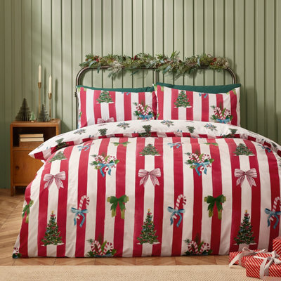 Catherine Lansfield Christmas Stripe Reversible Duvet Cover Set With Pillowcases Red - image 1