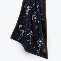 Allure Bath Fashions Luxury Skeleton Halloween Hand Towel - 100% Cotton Spooky Tea Towel - thumbnail 4